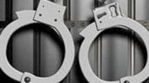 Arrest-handcuffs. Arrest-handcuffs.