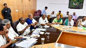 Thirteen Congress-JD (S) legislators apart from one independent legislator H Ganesh left Sofitel hotel in Bandra Kurla Complex at 5 p.m. and are traveling to Goa by road, confirmed a state Bharatiya Janata Party (BJP) leader. (ANI Photo) Thirteen Congress-JD (S) legislators apart from one independent legislator H Ganesh left Sofitel hotel in Bandra Kurla Complex at 5 p.m. and are traveling to Goa by road, confirmed a state Bharatiya Janata Party (BJP) leader. (ANI Photo)