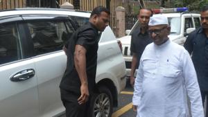 Social activist Anna Hazare arrived at session crajeourt as a witness in a 2006 murder case of Congress leader Pawan Raje Nimbalkar, in Mumbai, on Tuesday, 09 July, 2019.(Bhushan Koyande/HT) Social activist Anna Hazare arrived at session crajeourt as a witness in a 2006 murder case of Congress leader Pawan Raje Nimbalkar, in Mumbai, on Tuesday, 09 July, 2019.(Bhushan Koyande/HT)