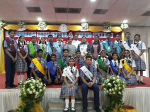 The newly-elected student council members of St Arnold’s High School and Jr college, Andheri.(HT Photo) The newly-elected student council members of St Arnold’s High School and Jr college, Andheri.(HT Photo)