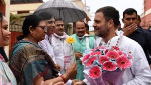 Rahul Gandhi welcomed by Congress workers at Lucknow airport on Wednesday.(HT photo) Rahul Gandhi welcomed by Congress workers at Lucknow airport on Wednesday.(HT photo)