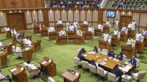 Ten Congress MLAs resigned from the Congress party and formed a separate splinter group on Wednesday.(PTI Photo) Ten Congress MLAs resigned from the Congress party and formed a separate splinter group on Wednesday.(PTI Photo)