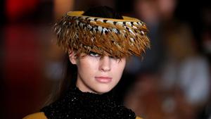 A model presents a creation by designer Stephane Rolland as part of his Haute Couture Fall/Winter 2019/20 collection show.(REUTERS) A model presents a creation by designer Stephane Rolland as part of his Haute Couture Fall/Winter 2019/20 collection show.(REUTERS)