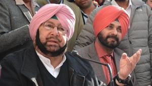 The CM also directed officials to take stern action to check power theft that is rampant in border areas along Pakistan and Haryana.(HT Photo) The CM also directed officials to take stern action to check power theft that is rampant in border areas along Pakistan and Haryana.(HT Photo)