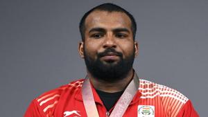 Pardeep Singh wins a gold medal in 109 Kg weightlifting.(AFP) Pardeep Singh wins a gold medal in 109 Kg weightlifting.(AFP)