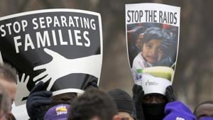 U.S. launched small-scale operations to arrest undocumented families over the weekend.(REUTERS Photo) U.S. launched small-scale operations to arrest undocumented families over the weekend.(REUTERS Photo)