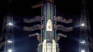 A view of the Chandrayaan-2 on board GSLVMkIII-M1 at Satish Dhawan Space Centre in Nellore district, Saturday, July 13, 2019.(PTI) A view of the Chandrayaan-2 on board GSLVMkIII-M1 at Satish Dhawan Space Centre in Nellore district, Saturday, July 13, 2019.(PTI)