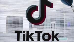 Swadeshi Jagran Manch, an offshoot of the Rashtriya Swayamsevak Sangh, has written to Prime Minister Narendrs Modi seeking a direction to ban Chinese social media platforms like TikTok and Helo, citing concerns over unauthorized user data sharing.(Bloomberg) Swadeshi Jagran Manch, an offshoot of the Rashtriya Swayamsevak Sangh, has written to Prime Minister Narendrs Modi seeking a direction to ban Chinese social media platforms like TikTok and Helo, citing concerns over unauthorized user data sharing.(Bloomberg)