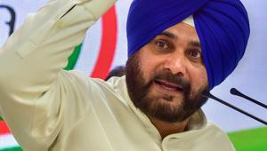 Navjot Singh Sidhu tweeted his resignation as minister from the Punjab Cabinet on July 14, 2019.(PTI File) Navjot Singh Sidhu tweeted his resignation as minister from the Punjab Cabinet on July 14, 2019.(PTI File)