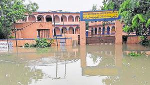 A school building submerged in flood waters in Araria, Bihar.(HT Photo) A school building submerged in flood waters in Araria, Bihar.(HT Photo)
