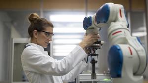 Astronauts will be able to control the rover’s single robotic arm from an orbital lunar outpost called Gateway, which an international consortium of space agencies is building.(Getty Images) Astronauts will be able to control the rover’s single robotic arm from an orbital lunar outpost called Gateway, which an international consortium of space agencies is building.(Getty Images)