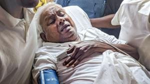 The founder of South Indian food chain Saravana Bhavan P Rajagopal at his surrender in a Chennai court to serve a life term for murder.(PTI) The founder of South Indian food chain Saravana Bhavan P Rajagopal at his surrender in a Chennai court to serve a life term for murder.(PTI)