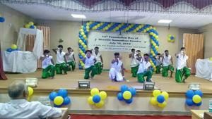 Students of the Shoshit Samadhan Kendra performing(Ruchir Kumar/ HT) Students of the Shoshit Samadhan Kendra performing(Ruchir Kumar/ HT)
