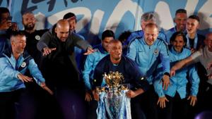 Manchester City manager Pep Guardiola, Vincent Kompany and team mates celebrate winning the Premier League.(Action Images via Reuters) Manchester City manager Pep Guardiola, Vincent Kompany and team mates celebrate winning the Premier League.(Action Images via Reuters)