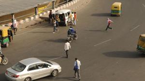 Gurugram, in developing its streets, has focused on roads for cars rather than pedestrians.(Parveen Kumar/HT File Photo) Gurugram, in developing its streets, has focused on roads for cars rather than pedestrians.(Parveen Kumar/HT File Photo)