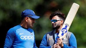 MS Dhoni has been asked by the India team management not to retire and stick around till Rishabh Pant is groomed(Action Images via Reuters) MS Dhoni has been asked by the India team management not to retire and stick around till Rishabh Pant is groomed(Action Images via Reuters)