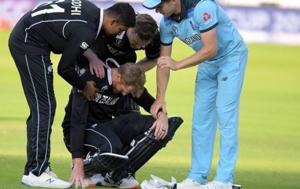 New Zealand batsman Martin Guptill is consoled by teammates and opposition players after he was run out in the super over of the ICC World Cup final between Engalnd and New Zealand.(Instagram/Martin Guptill)