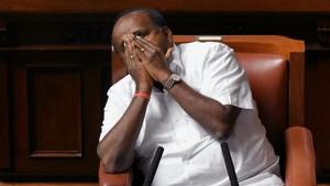 Kumaraswamy revealed Wednesday that he signed this last order on Tuesday, hours before witnessing his government fall in the state Assembly by 6 votes after 4-day long confidence motion proceedings.(Photo: AFP) Kumaraswamy revealed Wednesday that he signed this last order on Tuesday, hours before witnessing his government fall in the state Assembly by 6 votes after 4-day long confidence motion proceedings.(Photo: AFP)