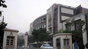 Gurugram to curb the operation of illegal guest houses and stop commercial operations in residential areas.(HT File Photo) Gurugram to curb the operation of illegal guest houses and stop commercial operations in residential areas.(HT File Photo)