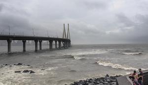PM2.5 concentration was also the lowest so far this year, with 11 micrograms per cubic metre (µg/m3) against the safe limit of 60µg/m3 for 24 hours.(Satish Bate/HT Photo) PM2.5 concentration was also the lowest so far this year, with 11 micrograms per cubic metre (µg/m3) against the safe limit of 60µg/m3 for 24 hours.(Satish Bate/HT Photo)