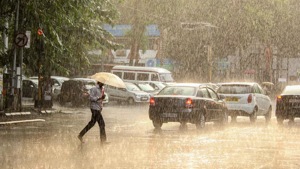 The city will continue to witness light rain today (Friday), and then, Anupam Kashyapi, head of weather, IMD, says, “We are expecting heavy rain in Pune city from Saturday and it will continue till July 28.(HT Photo) The city will continue to witness light rain today (Friday), and then, Anupam Kashyapi, head of weather, IMD, says, “We are expecting heavy rain in Pune city from Saturday and it will continue till July 28.(HT Photo)