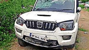 The SUV that ploughed through the shanties in Greater Noida on Friday.(Sourced) The SUV that ploughed through the shanties in Greater Noida on Friday.(Sourced)