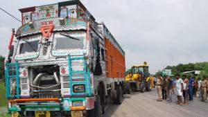 The front portion of the car was crushed in the incident near Ataura outpost under Gurubakshganj police station limits of Rae Bareli at around 1pm(HT Photo) The front portion of the car was crushed in the incident near Ataura outpost under Gurubakshganj police station limits of Rae Bareli at around 1pm(HT Photo)