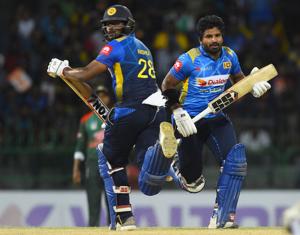 Sri Lankan cricketer Avishka Fernando and Kusal Perera run between the wickets during the second ODI match of a three-match at R. Premadasa Stadium.(AFP) Sri Lankan cricketer Avishka Fernando and Kusal Perera run between the wickets during the second ODI match of a three-match at R. Premadasa Stadium.(AFP)