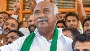 Rebel JD(S) MLA A H Vishwanath has said that he will approach the Supreme Court against his disqualification of MLAs by the Karnataka Speaker.(PTI PHOTO.) Rebel JD(S) MLA A H Vishwanath has said that he will approach the Supreme Court against his disqualification of MLAs by the Karnataka Speaker.(PTI PHOTO.)
