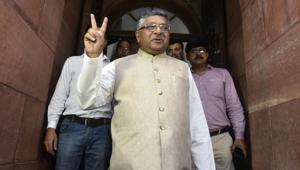 Law minister Ravi Shankar Prasad shows victory sign after Rajya Sabha cleared triple talaq bill, at Parliament House, in New Delhi, on Tuesday.(Raj K Raj/HT PHOTO) Law minister Ravi Shankar Prasad shows victory sign after Rajya Sabha cleared triple talaq bill, at Parliament House, in New Delhi, on Tuesday.(Raj K Raj/HT PHOTO)