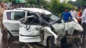 Uttar Pradesh police have booked Sengar, currently in jail in the rape case, his brother and around two dozen others for murder, attempted murder and conspiracy.(HT FILE) Uttar Pradesh police have booked Sengar, currently in jail in the rape case, his brother and around two dozen others for murder, attempted murder and conspiracy.(HT FILE)