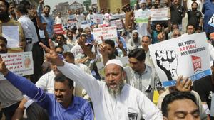 What has raised the hackles in Kashmir is the Modi government’s emphatic assertion on its long-held ideological opposition against the Article 35A and the Article 370.(Waseem Andrabi / HT File Photo) What has raised the hackles in Kashmir is the Modi government’s emphatic assertion on its long-held ideological opposition against the Article 35A and the Article 370.(Waseem Andrabi / HT File Photo)