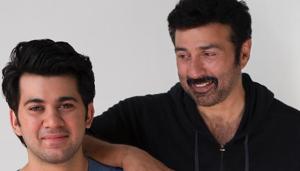 Sunny Deol is directing Karan Deol’s debut film, Pal Pal Dil Ke Paas.(Instagram) Sunny Deol is directing Karan Deol’s debut film, Pal Pal Dil Ke Paas.(Instagram)