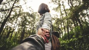 Cyrus Broacha’s relationship advice: I’m the one who needs answers(Unsplash) Cyrus Broacha’s relationship advice: I’m the one who needs answers(Unsplash)