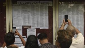 Mumbai FYJC 3rd merit list 2019 to be out today. At the end of two rounds, only 1,31,310 seats were claimed by students.(Anshuman Poyrekar/HT file) Mumbai FYJC 3rd merit list 2019 to be out today. At the end of two rounds, only 1,31,310 seats were claimed by students.(Anshuman Poyrekar/HT file)