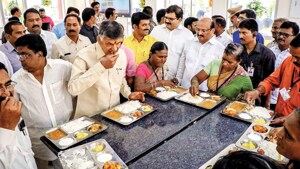 Akshaya Patra Foundation, the NGO, cooked and supplied food to 200-odd Anna Canteens across the state.(HT Photo)