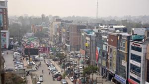 The Municipal Corporation of Gurugram (MCG) is working on a plan to make Sadar Bazar a vehicle-free zone.(HT Photo/Representational Image) The Municipal Corporation of Gurugram (MCG) is working on a plan to make Sadar Bazar a vehicle-free zone.(HT Photo/Representational Image)