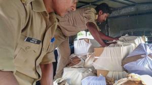 **EDS: BEST QUALITY AVAILABLE** Rampur: Police personnel conduct a raid at Samajwadi Party MP Azam Khans Jauhar University, at Rampur, Tuesday, July 30, 2019. (PTI Photo)(PTI7_30_2019_000197B)(PTI) **EDS: BEST QUALITY AVAILABLE** Rampur: Police personnel conduct a raid at Samajwadi Party MP Azam Khans Jauhar University, at Rampur, Tuesday, July 30, 2019. (PTI Photo)(PTI7_30_2019_000197B)(PTI)
