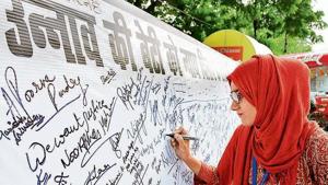 People take part in a signature campaign by the Congress party seeking justice for the Unnao Rape Case victim, near Isabella Thoburn College crossing in Lucknow, Uttar Pradesh on Saturday, August 03, 2019.(Photo by Dheeraj Dhawan/Hindustan Times) People take part in a signature campaign by the Congress party seeking justice for the Unnao Rape Case victim, near Isabella Thoburn College crossing in Lucknow, Uttar Pradesh on Saturday, August 03, 2019.(Photo by Dheeraj Dhawan/Hindustan Times)