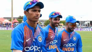 Navdeep Saini (L), Bhuvneshwar Kumar (C) and Rishabh Pant (R) of India walks off the field.(AFP) Navdeep Saini (L), Bhuvneshwar Kumar (C) and Rishabh Pant (R) of India walks off the field.(AFP)