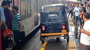 The train had halted at the station, owing to the delay in services caused by heavy rain, when the woman developed labour pain.(HT Photo) The train had halted at the station, owing to the delay in services caused by heavy rain, when the woman developed labour pain.(HT Photo)
