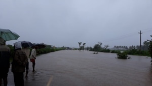 NH4 at Sankeshwar in Belagavi district.(Vikram Gopal/HT image) NH4 at Sankeshwar in Belagavi district.(Vikram Gopal/HT image)