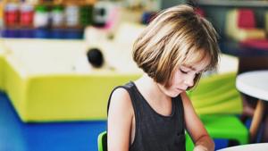 While adults are good at paying attention to what you tell them, children notice everything and hence are better at grasping new things, say researchers.(Unsplash) While adults are good at paying attention to what you tell them, children notice everything and hence are better at grasping new things, say researchers.(Unsplash)