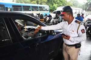 The registration number on the motorcycle was a little hazy in the picture and hence a challan was inadvertently issued to the vehicle(HT File/ Representative imag) The registration number on the motorcycle was a little hazy in the picture and hence a challan was inadvertently issued to the vehicle(HT File/ Representative imag)
