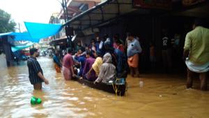 Chief minister Pinarayi Vijayan called an emergency meeting as the rains intensified hitting north Kerala the most, after last year’s flood of the century.(HT Photo) Chief minister Pinarayi Vijayan called an emergency meeting as the rains intensified hitting north Kerala the most, after last year’s flood of the century.(HT Photo)