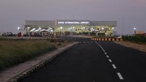 Inaugurated in 2017, Shirdi International Airport is one of the newest tier - 2 city airports to be granted greater connectivity under Centre’s UDAN-RCS scheme.(HT PHOTO) Inaugurated in 2017, Shirdi International Airport is one of the newest tier - 2 city airports to be granted greater connectivity under Centre’s UDAN-RCS scheme.(HT PHOTO)