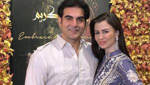 Arbaaz Khan’s girlfriend Giorgia Andriani to make her acting debut with a Tamil web series. Arbaaz Khan’s girlfriend Giorgia Andriani to make her acting debut with a Tamil web series.