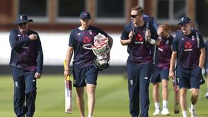 England players arrives, with from left, head coach Trevor Bayliss, Joe Root and Stuart Broad(AP) England players arrives, with from left, head coach Trevor Bayliss, Joe Root and Stuart Broad(AP)