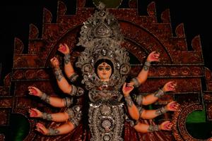 The Central Board of Direct Taxes (CBDT) said no Puja Committees have been issued Income Tax notice in 2019.(HT PHOTO) The Central Board of Direct Taxes (CBDT) said no Puja Committees have been issued Income Tax notice in 2019.(HT PHOTO)