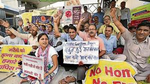 On July 23, the Supreme Court had cancelled the registration of the Amrapali Group under Rera.(Virendra Singh Gosain/HT file photo) On July 23, the Supreme Court had cancelled the registration of the Amrapali Group under Rera.(Virendra Singh Gosain/HT file photo)